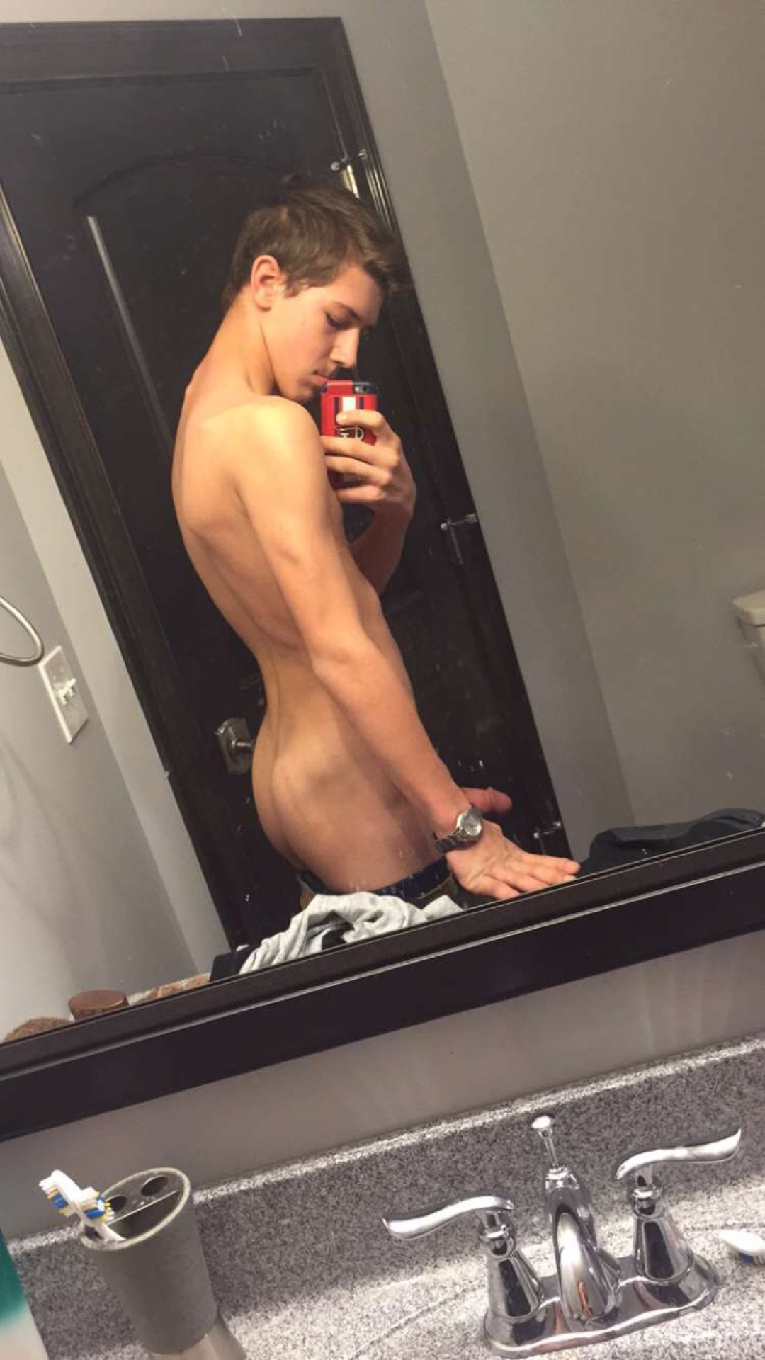Twink Selfies
